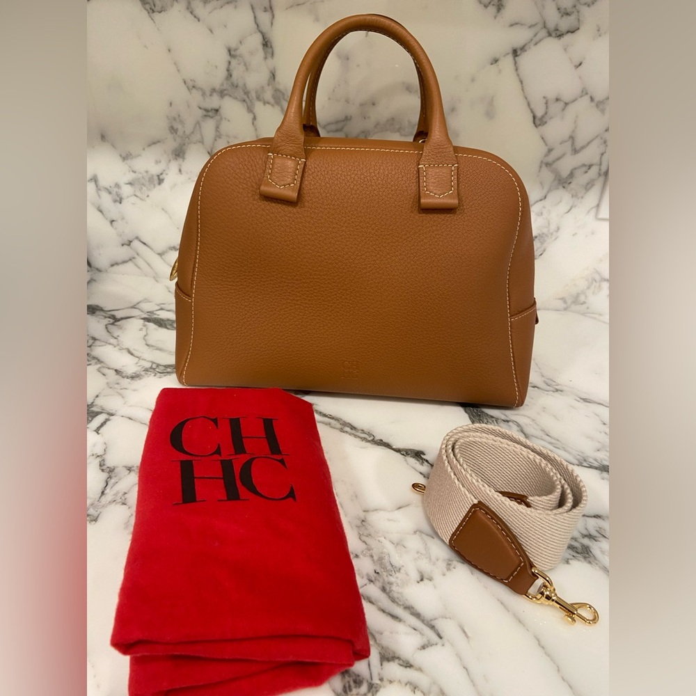 Carolina Herrera Blason Handbag — Cognac